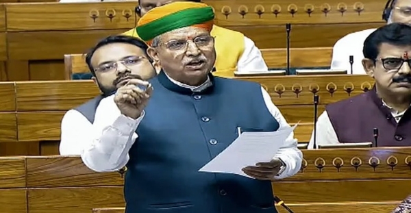 സുപ്രീം കോടതി ജഡ്ജിമാരുടെ എണ്ണം വർദ്ധിപ്പിക്കാൻ ബിൽ ലോക്സഭയിൽ; അനുമതി ലഭിച്ച തസ്തികകൾ 37 ആക്കി ഉയർത്താൻ നീക്കം സുപ്രീം കോടതി ജഡ്ജിമാരുടെ എണ്ണം വർദ്ധിപ്പിക്കാൻ ബിൽ ലോക്സഭയിൽ; അനുമതി ലഭിച്ച തസ്തികകൾ 37 ആക്കി ഉയർത്താൻ നീക്കം
