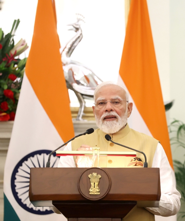 Prime Minister Narendra Modi and Japanese Prime Minister Sanae Takaichi witnessed the exchange of a Memorandum of Understanding (MoU) betw Prime Minister Narendra Modi and Japanese Prime Minister Sanae Takaichi witnessed the exchange of a Memorandum of Understanding (MoU) betw
