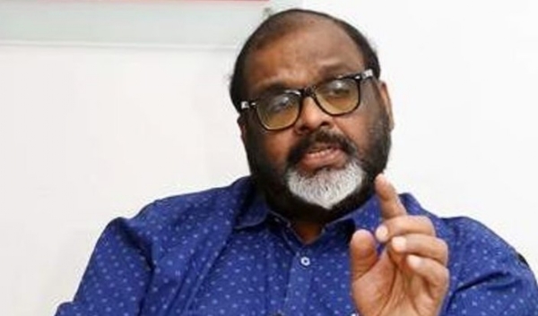 എ ഐ ക്യാമറകൾ വഴിയുള്ള പരിശോധനയും പിഴയും തുടരും; വ്യാജ പ്രചാരണങ്ങളിൽ വീഴരുത്: മന്ത്രി സി.പി. ജോൺ എ ഐ ക്യാമറകൾ വഴിയുള്ള പരിശോധനയും പിഴയും തുടരും; വ്യാജ പ്രചാരണങ്ങളിൽ വീഴരുത്: മന്ത്രി സി.പി. ജോൺ