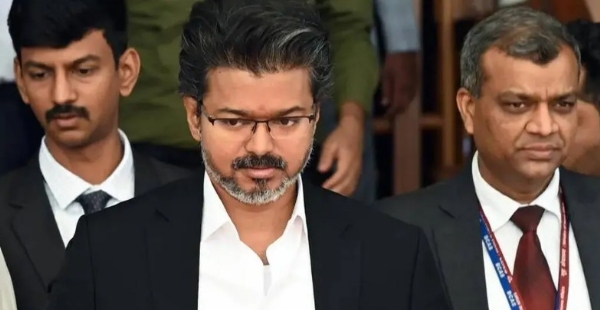 കരൂർ ദുരന്തബാധിതർക്ക് സർക്കാർ ജോലി: തമിഴ്നാട് സർക്കാരിന് തിരിച്ചടി; ഉത്തരവ് റദ്ദാക്കി മദ്രാസ് ഹൈക്കോടതി കരൂർ ദുരന്തബാധിതർക്ക് സർക്കാർ ജോലി: തമിഴ്നാട് സർക്കാരിന് തിരിച്ചടി; ഉത്തരവ് റദ്ദാക്കി മദ്രാസ് ഹൈക്കോടതി