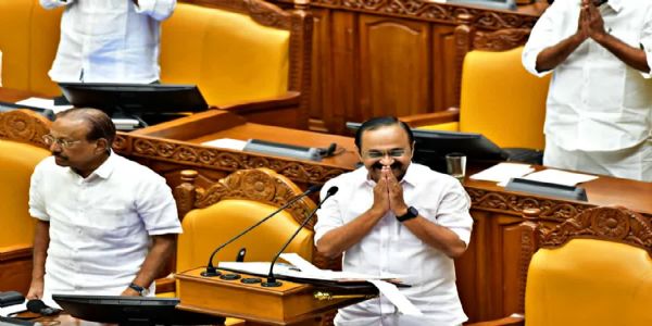 സംസ്ഥാനത്ത് ഭരണനിർവഹണം സുഗമമാക്കുന്നതിനും പൊതുജനങ്ങൾക്ക് ലഭ്യമാക്കുന്ന സേവന നടപടികൾ കൂടുതൽ ലളിതമാക്കുന്നതിനുമായി അഞ്ച് സുപ്രധാന പരിഷ്കാരങ്ങൾ നടപ്പാക്കുമെന്ന് മുഖ്യമന്ത്രി വി ഡി സതീശൻ