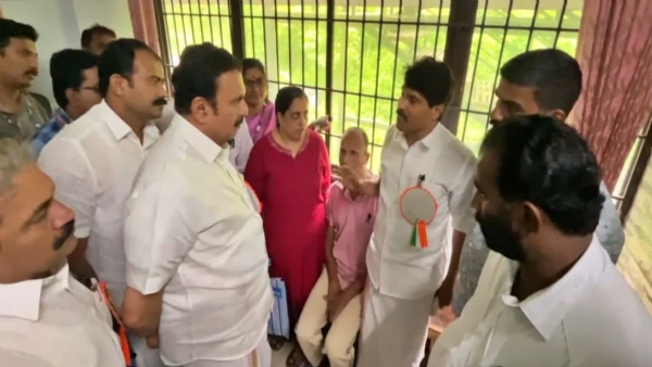 K Muralidharan K Muralidharan