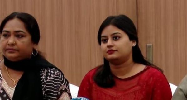 അമ്മ സംഘടനയിലെ പ്രതിസന്ധികൾ തുറന്നുപറഞ്ഞ് അൻസിബ ഹസൻ: മോഹൻലാൽ കമ്മിറ്റിയും ശ്വേതാ മേനോൻ കമ്മിറ്റിയും തമ്മിലുള്ള വ്യത്യാസം വെളിപ്പെടുത്തി അമ്മ സംഘടനയിലെ പ്രതിസന്ധികൾ തുറന്നുപറഞ്ഞ് അൻസിബ ഹസൻ: മോഹൻലാൽ കമ്മിറ്റിയും ശ്വേതാ മേനോൻ കമ്മിറ്റിയും തമ്മിലുള്ള വ്യത്യാസം വെളിപ്പെടുത്തി