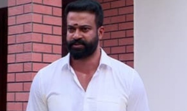 നെടുമങ്ങാട് നഗരസഭ: സത്യപ്രതിജ്ഞ ചെയ്യാൻ അനുമതി വേണം; ബിജെപി കൗൺസിലർ സുഗതന്റെ ഹർജി നെടുമങ്ങാട് കോടതി നാളെ പരിഗണിക്കും; മജിസ്ട്രേറ്റ് കോടതിക്ക് അധികാരമില്ലെന്ന് പ്രൊസിക്യൂഷൻ നെടുമങ്ങാട് നഗരസഭ: സത്യപ്രതിജ്ഞ ചെയ്യാൻ അനുമതി വേണം; ബിജെപി കൗൺസിലർ സുഗതന്റെ ഹർജി നെടുമങ്ങാട് കോടതി നാളെ പരിഗണിക്കും; മജിസ്ട്രേറ്റ് കോടതിക്ക് അധികാരമില്ലെന്ന് പ്രൊസിക്യൂഷൻ