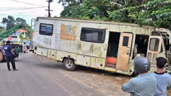 LUXURY CARAVAN LUXURY CARAVAN