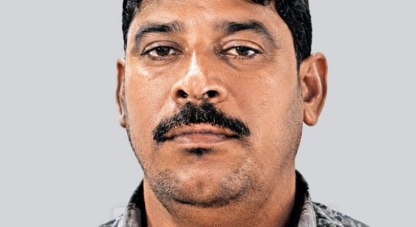 ഭാര്യയെ കൊലപ്പെടുത്തിയെന്ന് ഭർത്താവിന്റെ കുറ്റസമ്മതം; വീട്ടിലെത്തിയ പൊലീസ് ഞെട്ടി, ‘യുവതിക്ക് ജീവനുണ്ട്’; നാടകീയ സംഭവങ്ങൾക്കൊടുവിൽ പ്രതി അറസ്റ്റിൽ ഭാര്യയെ കൊലപ്പെടുത്തിയെന്ന് ഭർത്താവിന്റെ കുറ്റസമ്മതം; വീട്ടിലെത്തിയ പൊലീസ് ഞെട്ടി, ‘യുവതിക്ക് ജീവനുണ്ട്’; നാടകീയ സംഭവങ്ങൾക്കൊടുവിൽ പ്രതി അറസ്റ്റിൽ