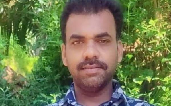 കൊയിലാണ്ടിയിൽ ലോറിയിൽ നിന്ന് മാർബിൾ ഇറക്കുന്നതിനിടെ ദേഹത്തു വീണ് തൊഴിലാളി മരിച്ചു; ഒരാൾക്ക് ഗുരുതര പരുക്ക് കൊയിലാണ്ടിയിൽ ലോറിയിൽ നിന്ന് മാർബിൾ ഇറക്കുന്നതിനിടെ ദേഹത്തു വീണ് തൊഴിലാളി മരിച്ചു; ഒരാൾക്ക് ഗുരുതര പരുക്ക്