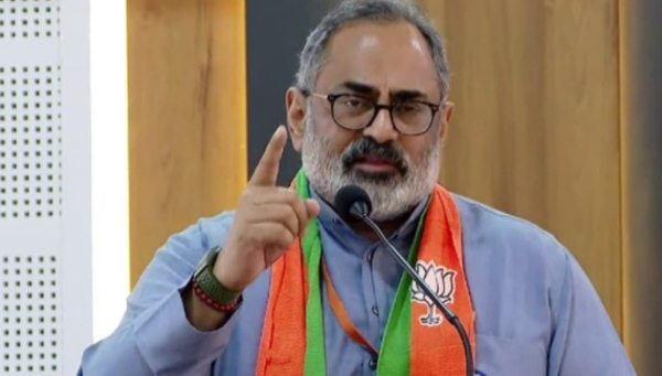 സ്വാതന്ത്ര്യദിനത്തിൽ കേരളത്തിലെ 15,000 കേന്ദ്രങ്ങളിൽ വന്ദേമാതരം പൂർണരൂപത്തിൽ ആലപിക്കും: ബിജെപി