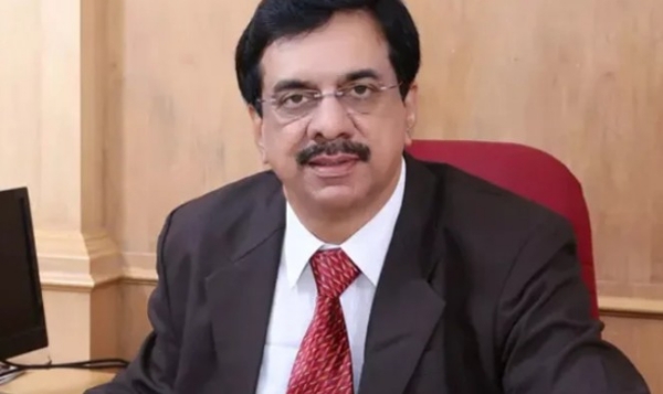 സ്വാതന്ത്ര്യദിനാഘോഷ വിവാദം: വിദ്യാർത്ഥികളെ പാകിസ്താനിലേക്ക് അയക്കണമെന്ന പ്രസ്താവനയിൽ ഖേദം പ്രകടിപ്പിച്ച് മാള രാജു ഡേവിസ് സ്കൂൾ ചെയർമാൻ സ്വാതന്ത്ര്യദിനാഘോഷ വിവാദം: വിദ്യാർത്ഥികളെ പാകിസ്താനിലേക്ക് അയക്കണമെന്ന പ്രസ്താവനയിൽ ഖേദം പ്രകടിപ്പിച്ച് മാള രാജു ഡേവിസ് സ്കൂൾ ചെയർമാൻ