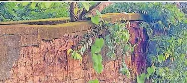 കണ്ണൂരിൽ ജനവാസ മേഖലയിൽ കനാൽപാലം തകർന്നുവീണു; ഒഴിവായത് വൻ ദുരന്തം