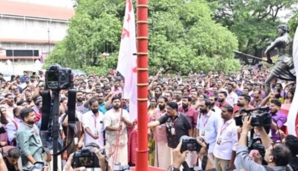 ഡിവൈഎഫ്ഐ സംസ്ഥാന സമ്മേളനത്തില് അഖിലേന്ത്യാ നേതൃത്വത്തിനെതിരെ അതിരൂക്ഷ വിമര്ശനം; ജെന് സി തലമുറയെ ആകര്ഷിക്കാന് സംഘടനയില് അടിമുടി മാറ്റം വേണമെന്ന് പ്രതിനിധികള്