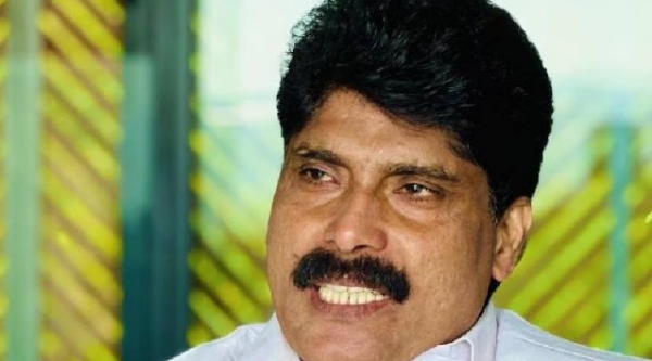 കാർഷിക ചന്തകളിൽ പണമിടപാടിന് തടസ്സമില്ല: നേരിട്ട് പണം നൽകിയും വാങ്ങാം; വ്യാജ പ്രചാരണങ്ങൾ തള്ളി കൃഷി മന്ത്രി കാർഷിക ചന്തകളിൽ പണമിടപാടിന് തടസ്സമില്ല: നേരിട്ട് പണം നൽകിയും വാങ്ങാം; വ്യാജ പ്രചാരണങ്ങൾ തള്ളി കൃഷി മന്ത്രി