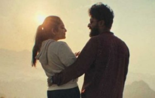 നടി അഹാന കൃഷ്ണയും ഛായാഗ്രാഹകൻ നിമിഷ് രവിയും തമ്മിലുള്ള വിവാഹം അടുത്ത മാസമെന്ന് സൂചന; ഇൻസ്റ്റാഗ്രാം പോസ്റ്റിലെ കമന്റുകൾ ചർച്ചയാകുന്നു