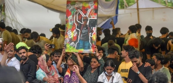 ഡൽഹി പോലീസ് ആസ്ഥാനത്തേക്ക് സി.ജെ.പി പ്രഖ്യാപിച്ച മാർച്ച് തടയില്ലെന്ന് സുപ്രീം കോടതി; ക്രമസമാധാന പാലനം സർക്കാരിന്റെ ഉത്തരവാദിത്തം ഡൽഹി പോലീസ് ആസ്ഥാനത്തേക്ക് സി.ജെ.പി പ്രഖ്യാപിച്ച മാർച്ച് തടയില്ലെന്ന് സുപ്രീം കോടതി; ക്രമസമാധാന പാലനം സർക്കാരിന്റെ ഉത്തരവാദിത്തം