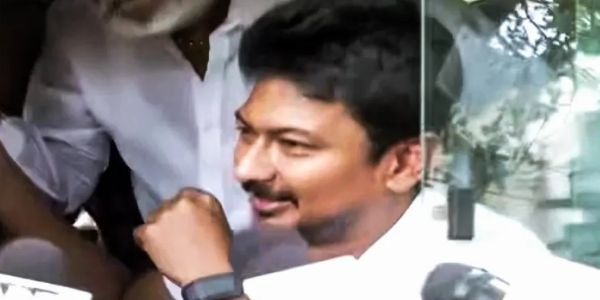 നടി തൃഷയ്ക്കെതിരായ അധിക്ഷേപ പരാമർശം: ഉദയനിധി സ്റ്റാലിനെ ചോദ്യം ചെയ്യലിന് ശേഷം വിട്ടയക്കാൻ മദ്രാസ് ഹൈക്കോടതി ഉത്തരവ്