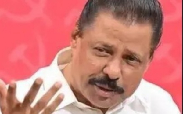 ദുരിതാശ്വാസ ക്യാമ്പുകളിൽ പരിതാപകരമായ അവസ്ഥ; സർക്കാരിനെതിരെ രൂക്ഷവിമർശനവുമായി എം.വി. ഗോവിന്ദൻ ദുരിതാശ്വാസ ക്യാമ്പുകളിൽ പരിതാപകരമായ അവസ്ഥ; സർക്കാരിനെതിരെ രൂക്ഷവിമർശനവുമായി എം.വി. ഗോവിന്ദൻ