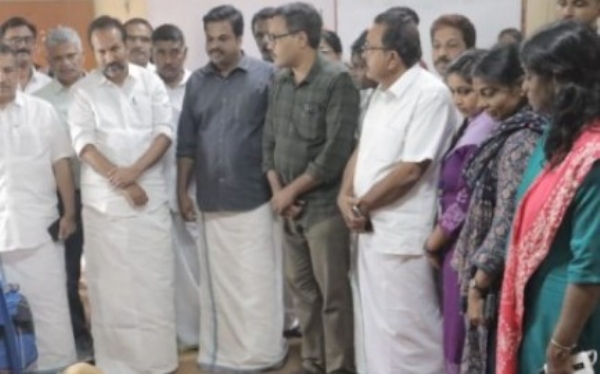 ദുരന്തമുഖത്തും ജനീഷ് കളിക്കുന്നത് വൃത്തികെട്ട രാഷ്ട്രീയം’: കോന്നിയിലെ ആക്ഷേപങ്ങളിൽ ചിത്രങ്ങൾ പുറത്തുവിട്ട് കടുത്ത മറുപടിയുമായി മന്ത്രി പി.സി. വിഷ്ണുനാഥ്