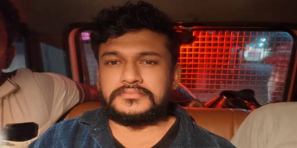 അർജുൻ ആയങ്കിയെ അറസ്റ്റ് ചെയ്തത് കണ്ണൂരിലെ വനിതാ അഭിഭാഷകയുടെ വീട്ടിൽ നിന്നും