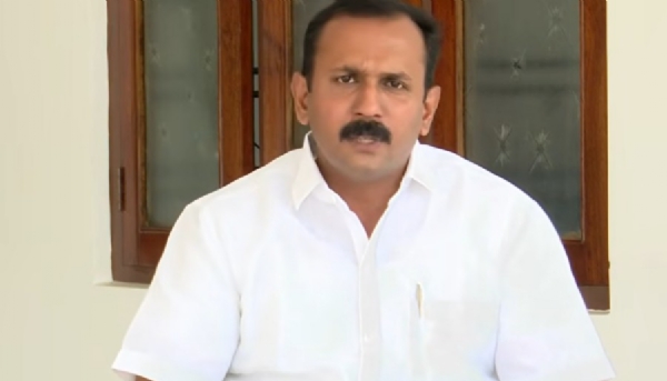 പിണറായിക്കെതിരെയുള്ള ഇ ഡി കേസിൽ മുഖ്യമന്ത്രി അന്വേഷണത്തിന് തയ്യാറാകാത്തത് പിണറായിക്കെതിരെയുള്ള ഇ ഡി കേസിൽ മുഖ്യമന്ത്രി അന്വേഷണത്തിന് തയ്യാറാകാത്തത്