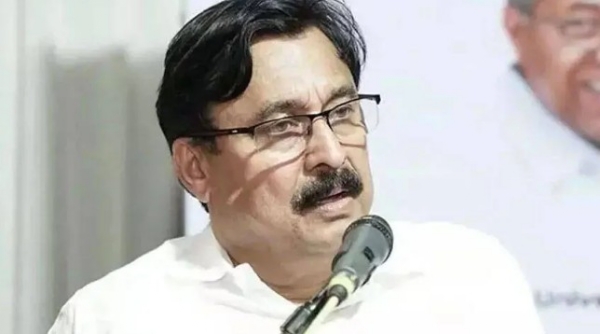 മെസി, അർജന്റീന ടീം വരവ് വാഗ്ദാനം ചെയ്തുള്ള സാമ്പത്തിക തട്ടിപ്പ്: മുൻ കായിക മന്ത്രി വി. അബ്ദുറഹ്മാനെ തള്ളിപ്പറഞ്ഞ് പേഴ്സണൽ സ്റ്റാഫ്; ചട്ടങ്ങൾ കാറ്റിൽപ്പറത്തിയെന്ന് എസ്ഐടിക്ക് മൊഴി