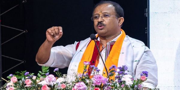 ശബരിമലയിലെ സ്വർണക്കിരീടത്തെക്കുറിച്ചുള്ള ആശയക്കുഴപ്പം ഗുരുതരം: വി മുരളീധരൻ