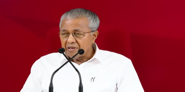 ഇഡിക്കെതിരെ രൂക്ഷവിമര്ശനവുമായി പിണറായി വിജയന്; അച്ഛന് എന്തൊക്കെ കണ്ടതാണെന്ന് പരിഹാസം