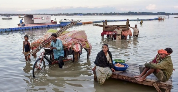 ഉത്തർപ്രദേശിൽ കനത്ത മഴക്കെടുതി: മരണസംഖ്യ 56 ആയി; പല ജില്ലകളിലും പ്രളയസമാന സാഹചര്യം, ഇരുപതിലധികം ജില്ലകളിൽ ജാഗ്രതാ നിർദ്ദേശം