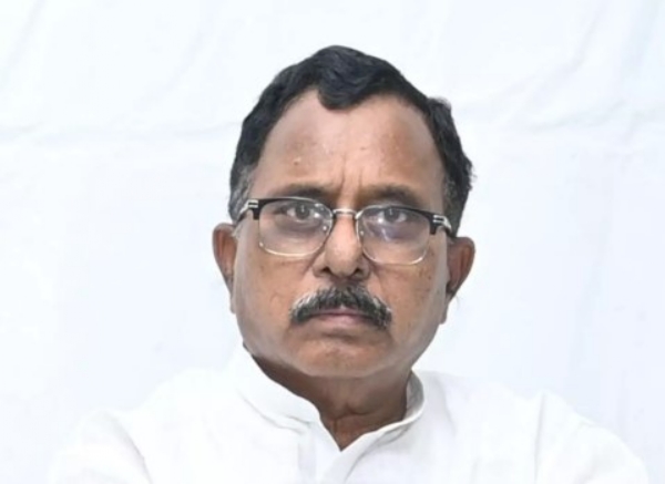 तेलंगाना के नागरकुरनूल से कांग्रेस सांसद मल्लू रवि तेलंगाना के नागरकुरनूल से कांग्रेस सांसद मल्लू रवि