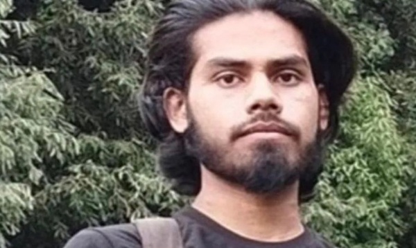 ജമ്മു കശ്മീരിലെ ബുദ്ഗാമിൽ സുരക്ഷാ സേനയുമായുള്ള ഏറ്റുമുട്ടലിൽ പാക് ലഷ്കർ കമാൻഡർ യാസിറിനെ വധിച്ചു ജമ്മു കശ്മീരിലെ ബുദ്ഗാമിൽ സുരക്ഷാ സേനയുമായുള്ള ഏറ്റുമുട്ടലിൽ പാക് ലഷ്കർ കമാൻഡർ യാസിറിനെ വധിച്ചു