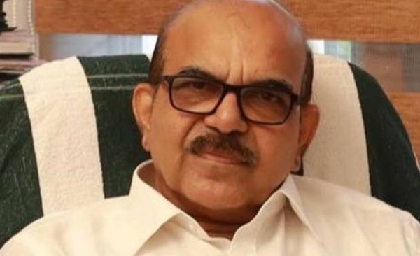 മുഹമ്മദ് ഷർഷാദിന്റെ പരാതി: സിപിഐഎം നേതാവ് പി ശശിക്കും എം വി ഗോവിന്ദന്റെ മകനുമെതിരെ പൊലീസ് അന്വേഷണം ഊർജ്ജിതം; പ്രത്യേക അന്വേഷണ സംഘം രൂപീകരിച്ചു മുഹമ്മദ് ഷർഷാദിന്റെ പരാതി: സിപിഐഎം നേതാവ് പി ശശിക്കും എം വി ഗോവിന്ദന്റെ മകനുമെതിരെ പൊലീസ് അന്വേഷണം ഊർജ്ജിതം; പ്രത്യേക അന്വേഷണ സംഘം രൂപീകരിച്ചു